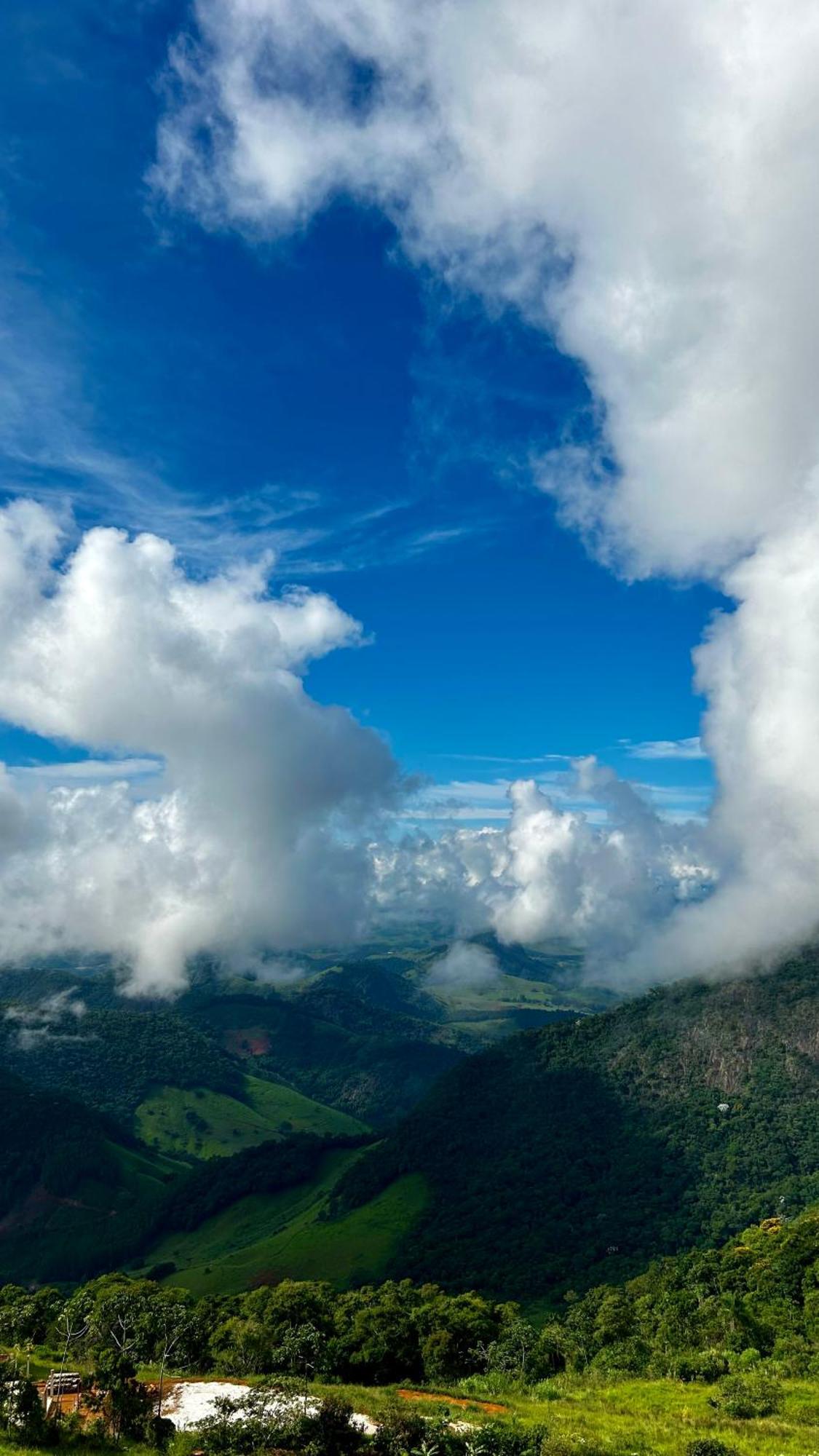 Chapeu Das Montanhas Castelo 外观 照片